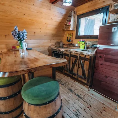 Vikendica Pustolov - Uvac, Zlatar Ferienhaus *